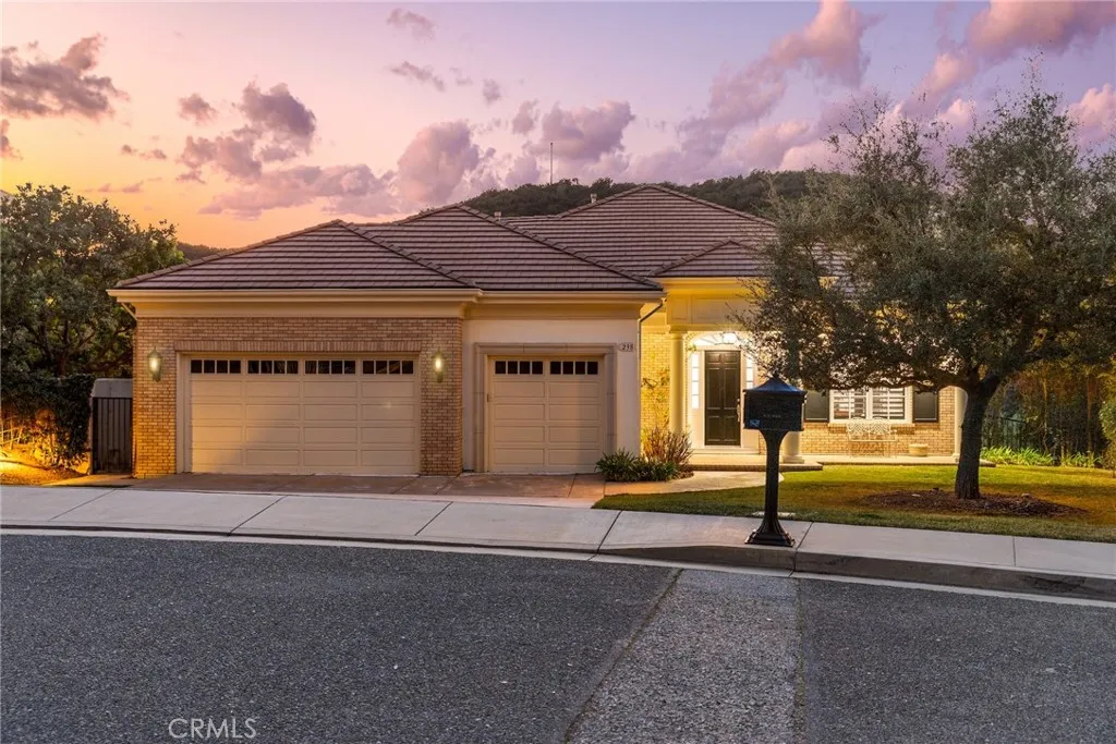 238 Lake Sherwood Drive, Lake Sherwood, California 91361 home-pic-1