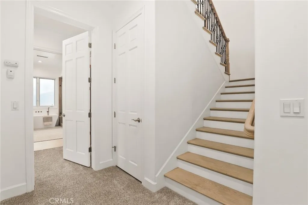 238 Lake Sherwood Drive, Lake Sherwood, California 91361 home-pic-15