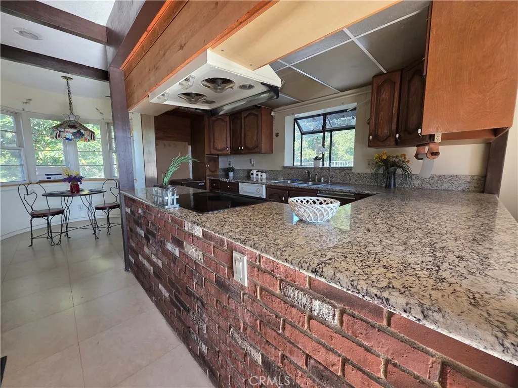 888 Reposado, La Habra Heights, California 90631 home-pic-16