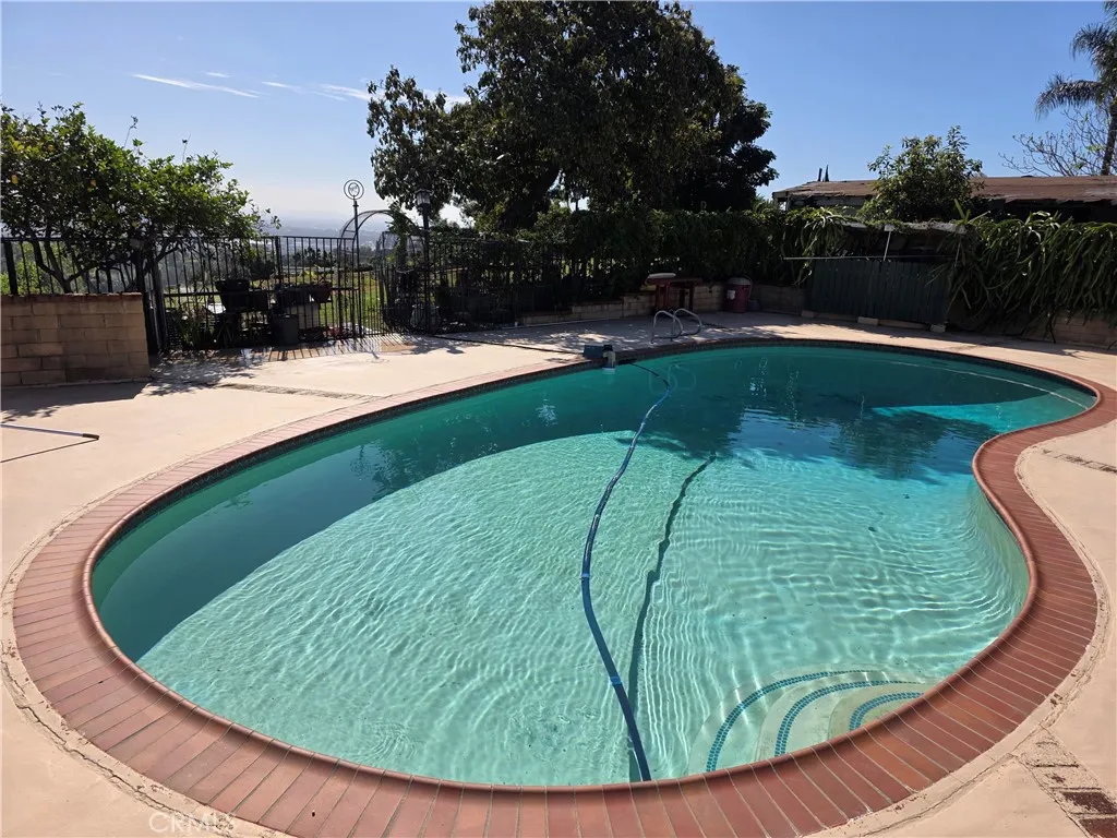 888 Reposado, La Habra Heights, California 90631 home-pic-14