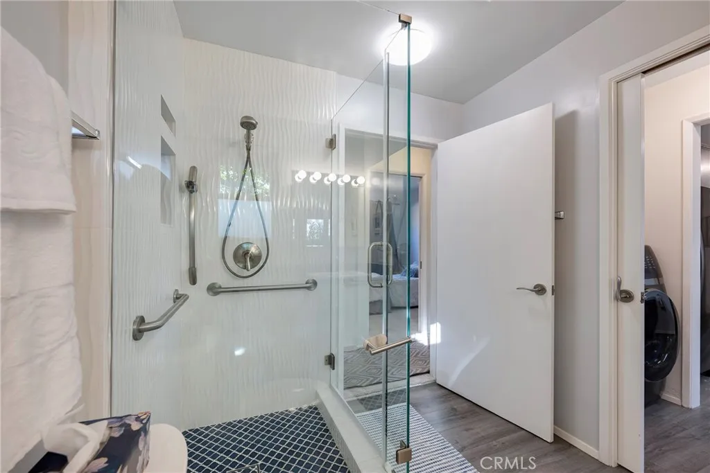 2033 E Fern, Fullerton, California 92831 home-pic-43