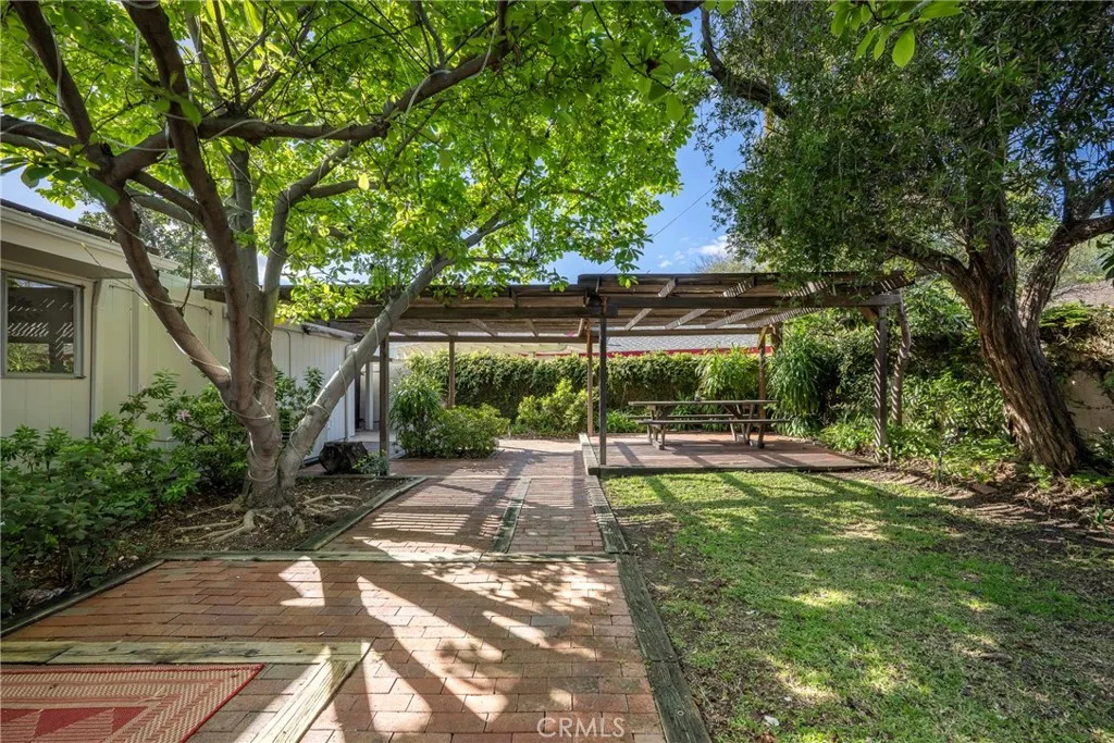 2033 E Fern, Fullerton, California 92831 home-pic-51