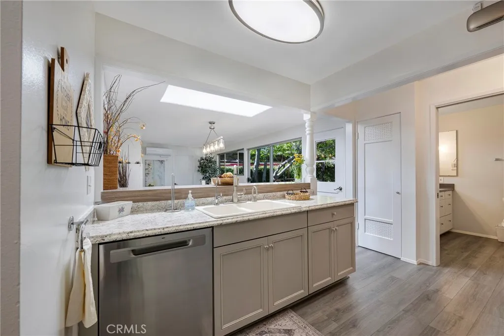 2033 E Fern, Fullerton, California 92831 home-pic-17