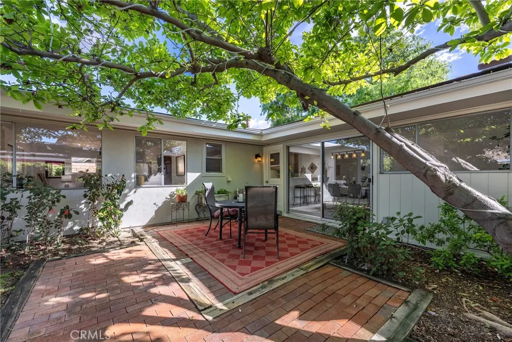 2033 E Fern, Fullerton, California 92831 home-pic-55