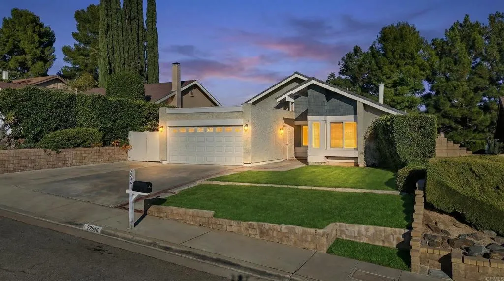 22945 Magnolia Glen Drive, Valencia, California 91354 home-pic-1