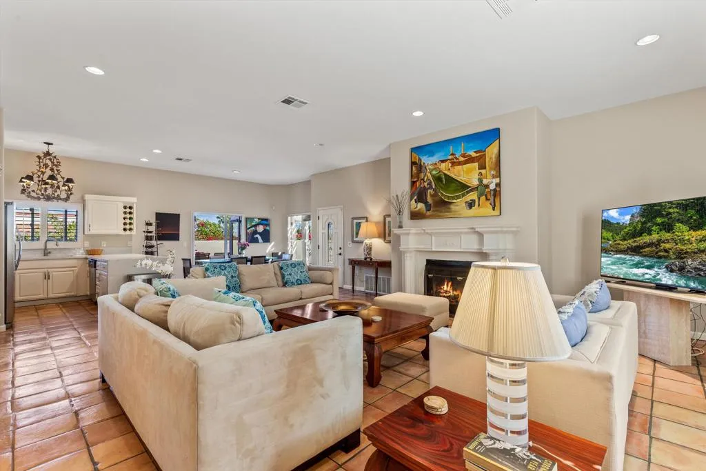 53525 Avenida Juarez, La Quinta, California 92253 home-pic-6