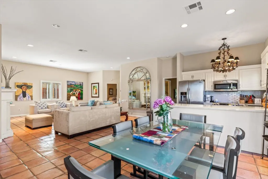 53525 Avenida Juarez, La Quinta, California 92253 home-pic-9