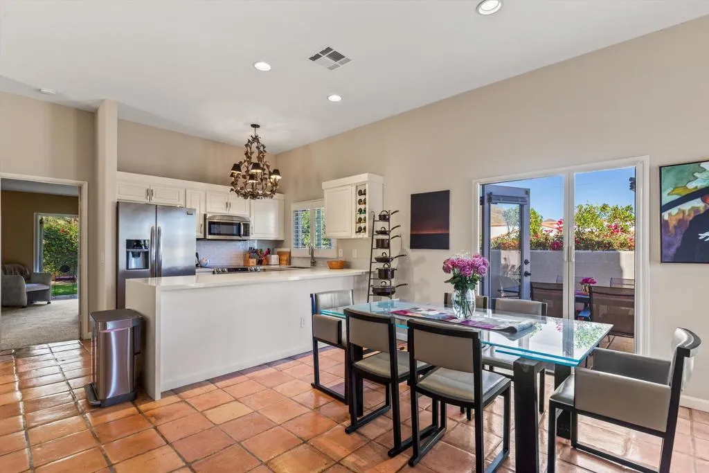 53525 Avenida Juarez, La Quinta, California 92253 home-pic-8