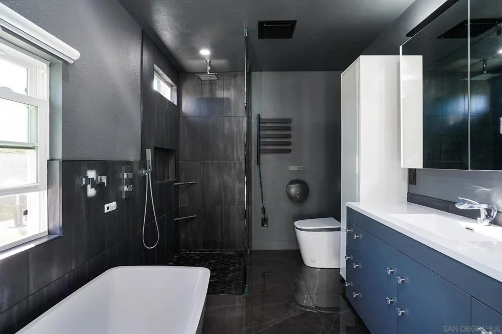 1517 Shields Ave, Encinitas, California 92024 home-pic-20