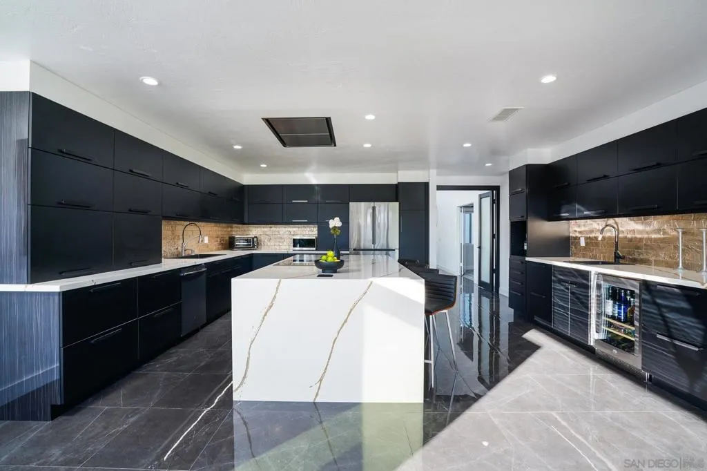 1517 Shields Ave, Encinitas, California 92024 home-pic-12
