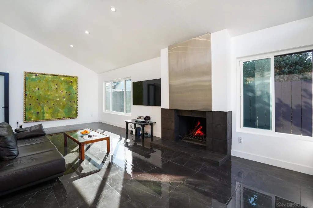 1517 Shields Ave, Encinitas, California 92024 home-pic-5