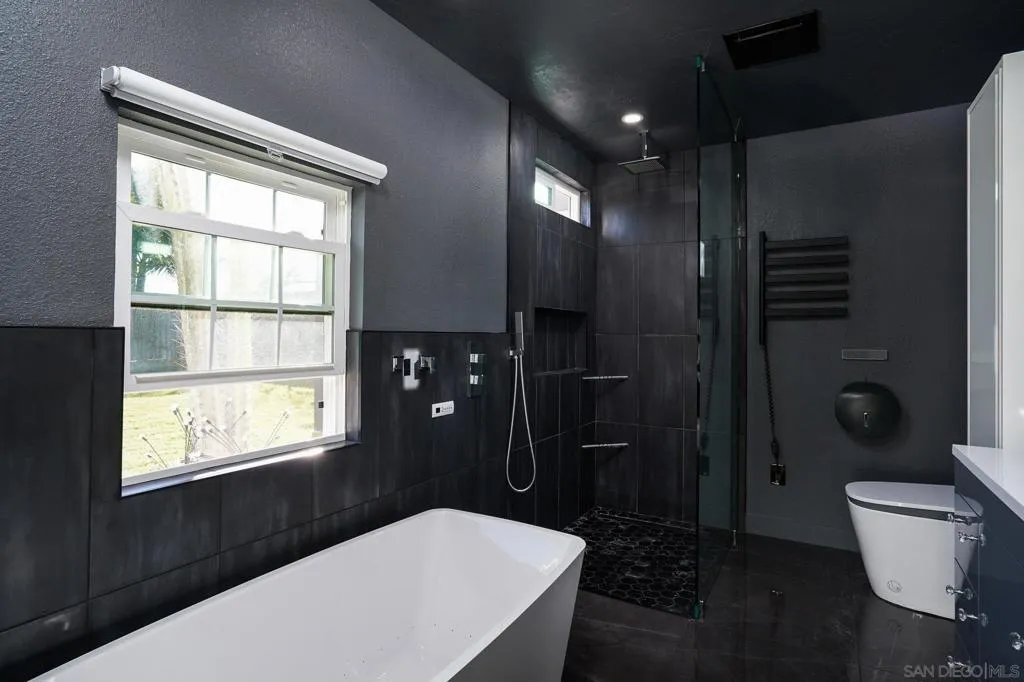 1517 Shields Ave, Encinitas, California 92024 home-pic-19