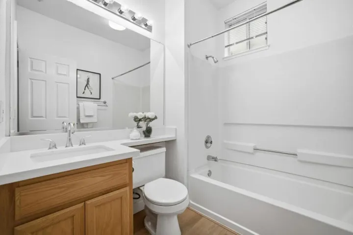 250 Santa Fe Terrace 209, Sunnyvale, California 94085
