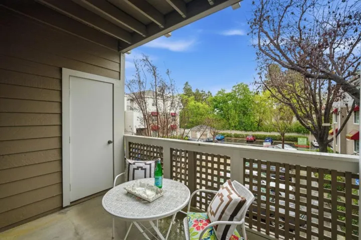 250 Santa Fe Terrace 209, Sunnyvale, California 94085