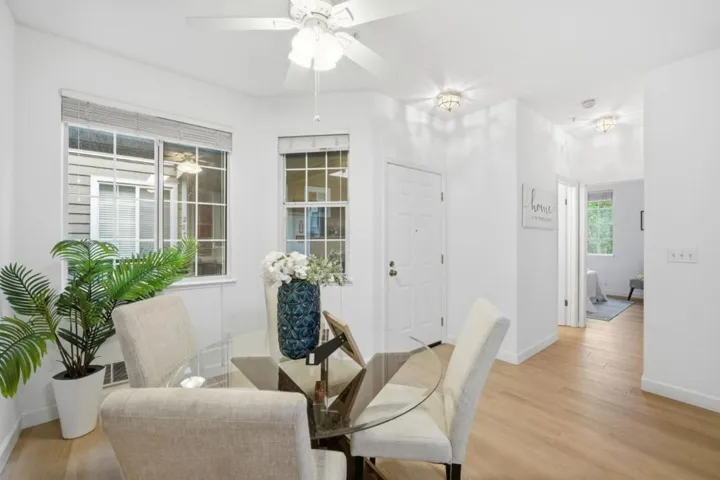 250 Santa Fe Terrace 209, Sunnyvale, California 94085