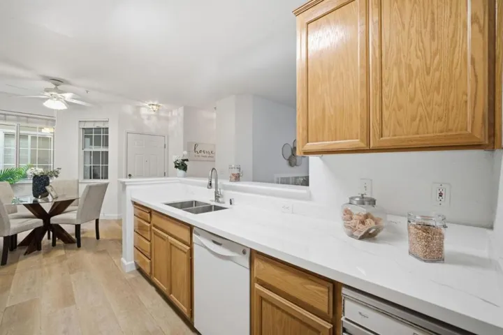 250 Santa Fe Terrace 209, Sunnyvale, California 94085