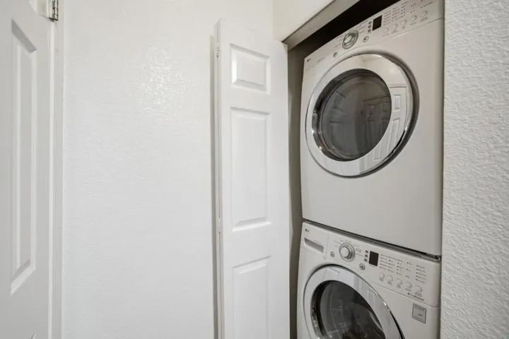 250 Santa Fe Terrace 209, Sunnyvale, California 94085