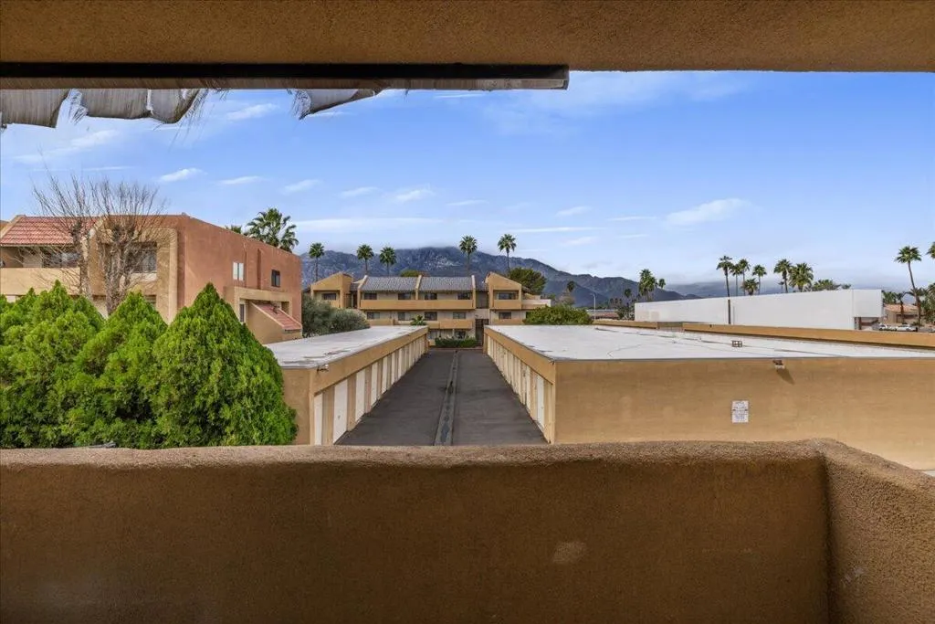 32200 Cathedral Canyon Drive 89, Cathedral City, California 92234 home-pic-23