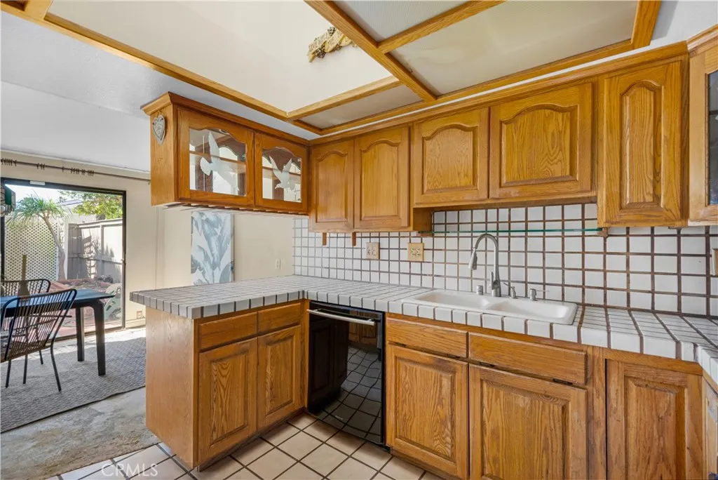 7212 Deep Harbor, Huntington Beach, California 92648 home-pic-4