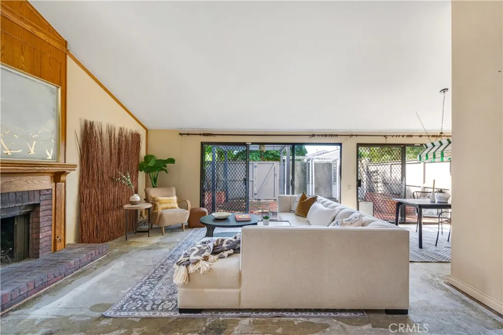 7212 Deep Harbor, Huntington Beach, California 92648 home-pic-1