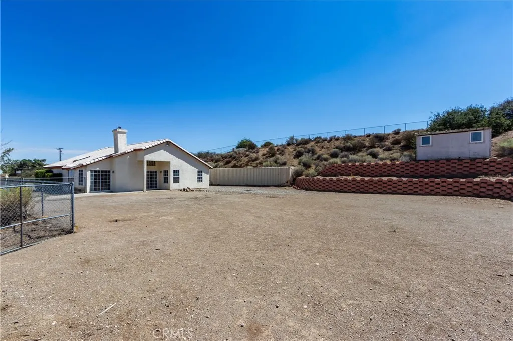 7170 Joshua, Oak Hills, California 92344 home-pic-57