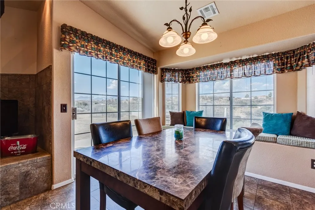 7170 Joshua, Oak Hills, California 92344 home-pic-42