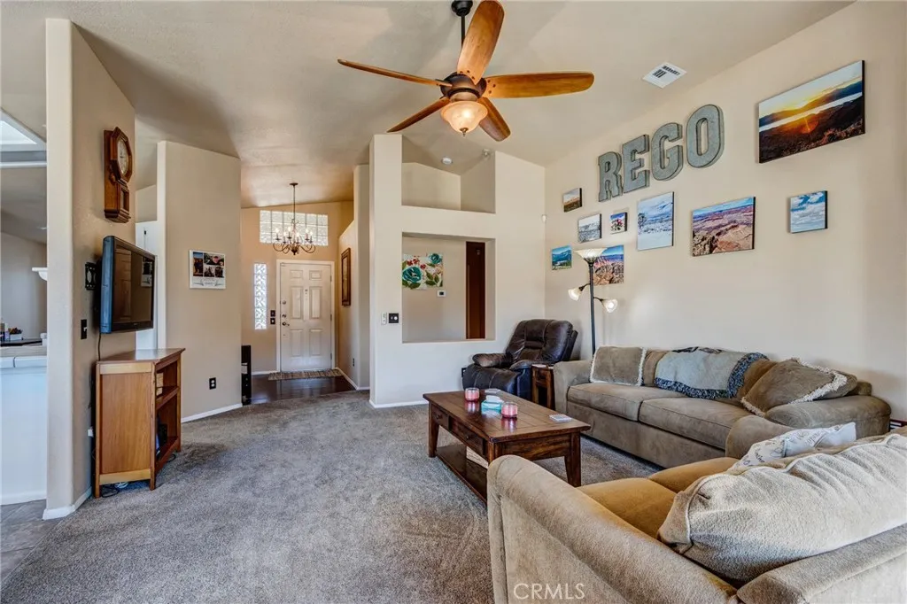 7170 Joshua, Oak Hills, California 92344 home-pic-34