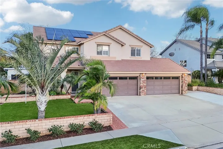 2527 Waterfall Ln, Corona, California 92882