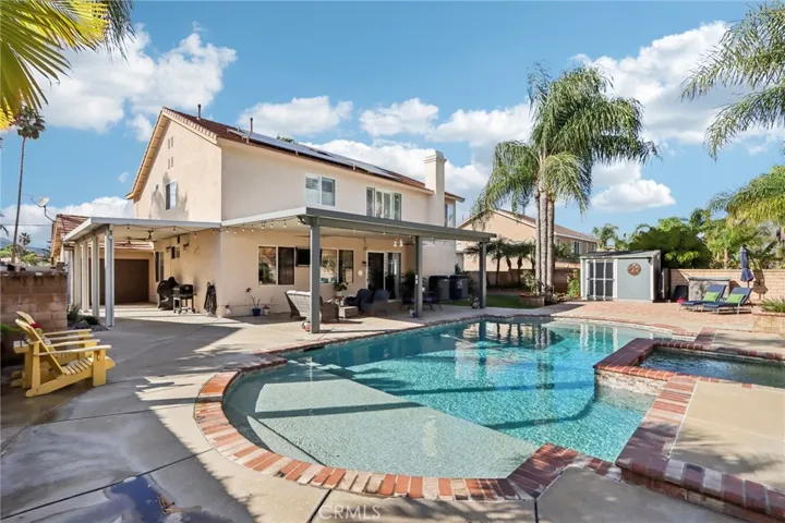 Resort-style pool with privacy