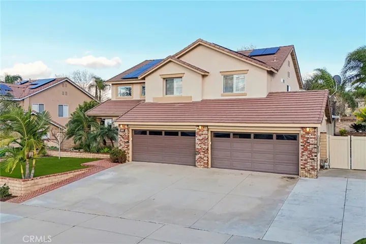 Impressive curb appeal and a well-maintained exterior