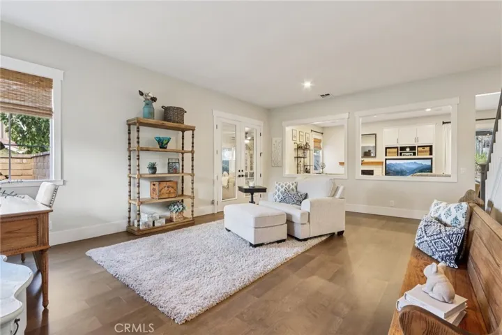 2527 Waterfall Ln, Corona, California 92882