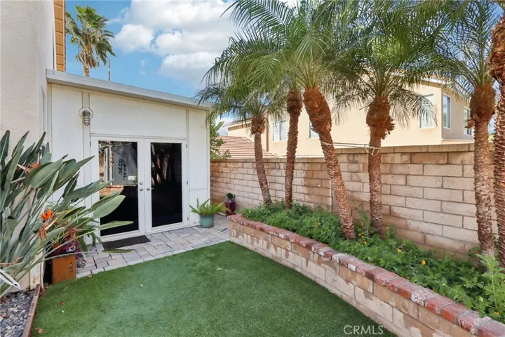 2527 Waterfall Ln, Corona, California 92882