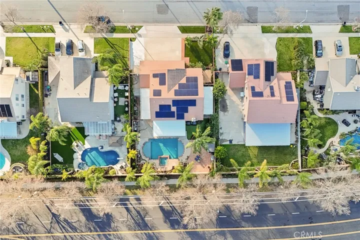 2527 Waterfall Ln, Corona, California 92882