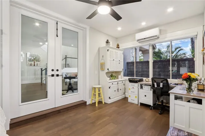2527 Waterfall Ln, Corona, California 92882