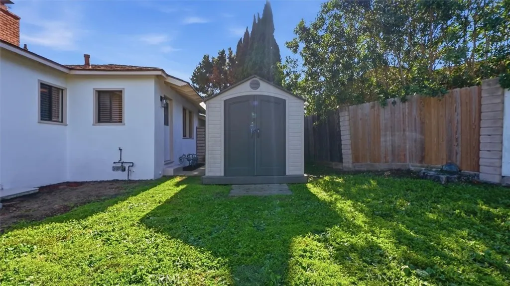 2505 W 168th W, Torrance, California 90504 home-pic-27