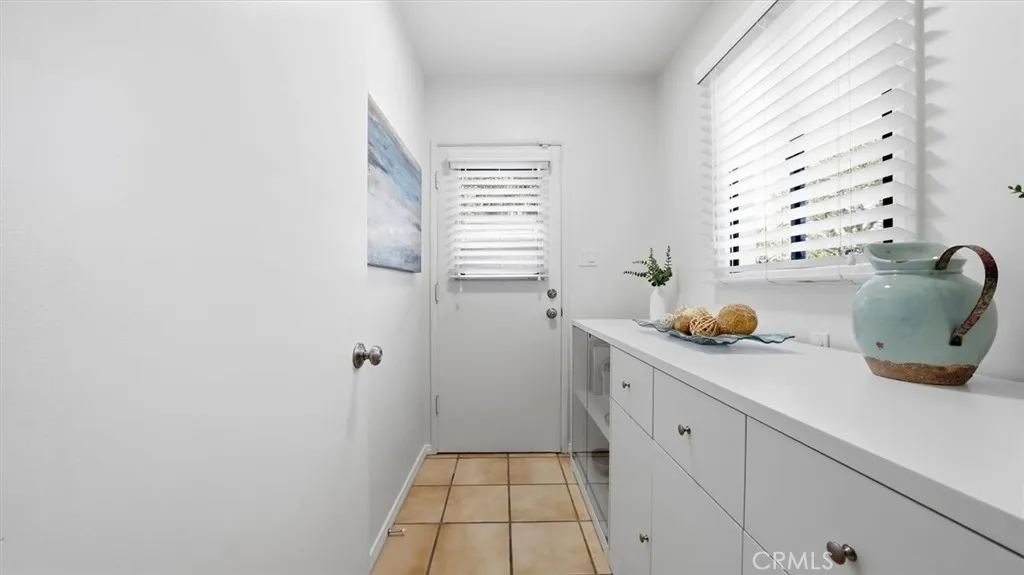 2505 W 168th W, Torrance, California 90504 home-pic-16