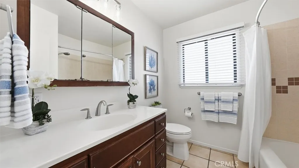 2505 W 168th W, Torrance, California 90504 home-pic-22