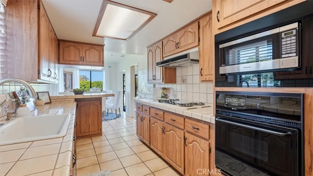 2505 W 168th W, Torrance, California 90504 home-pic-14