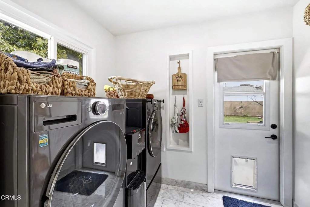 732 Lemon Grove Avenue, Ventura, California 93003 home-pic-10