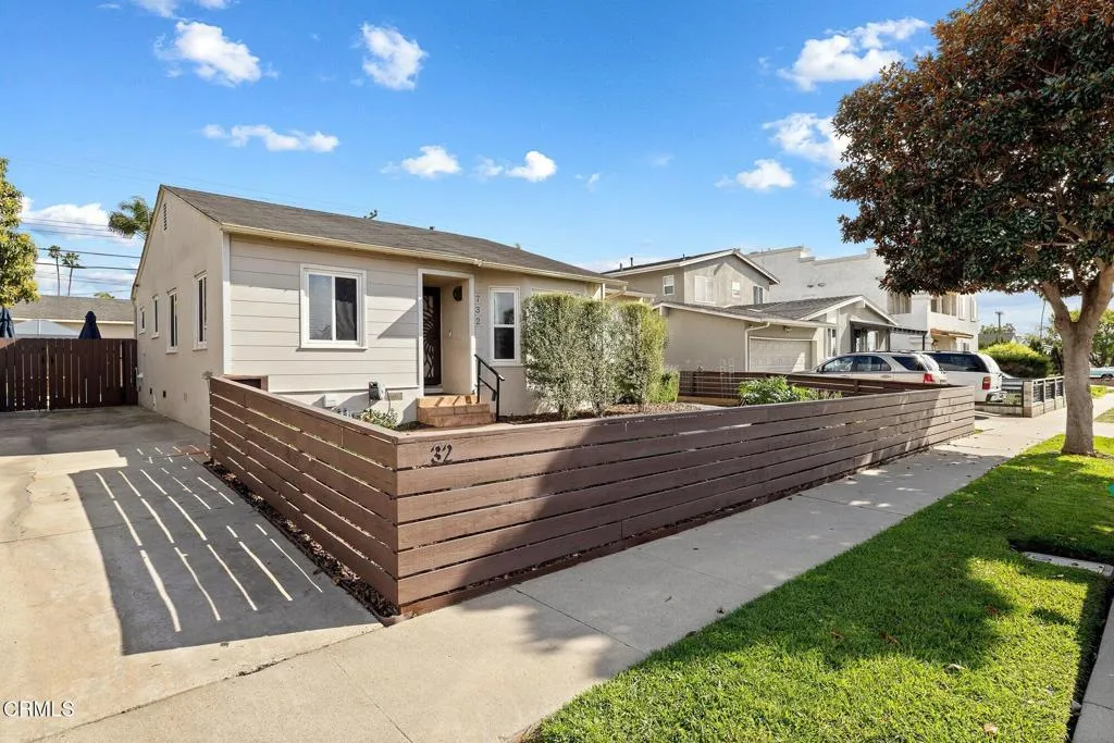 732 Lemon Grove Avenue, Ventura, California 93003 home-pic-22
