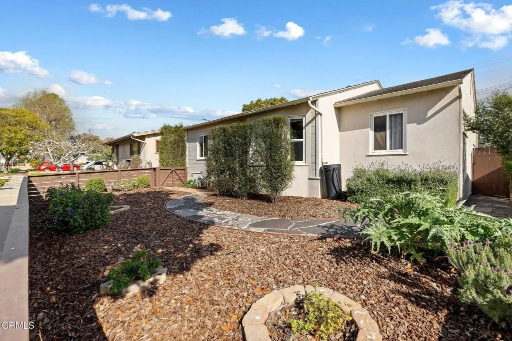 732 Lemon Grove Avenue, Ventura, California 93003 home-pic-23