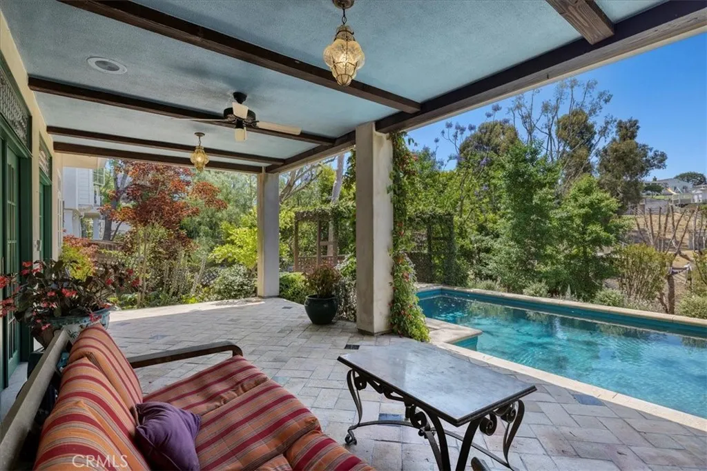 79 Dapplegray Lane, Palos Verdes Estates, California 90274 home-pic-42