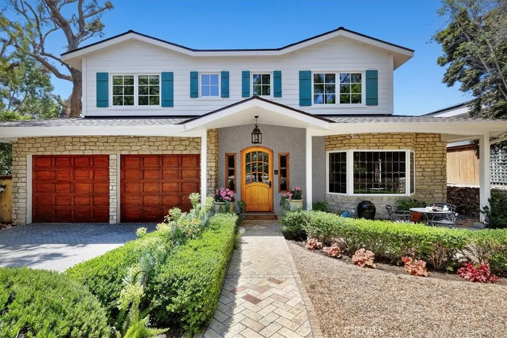 79 Dapplegray Lane, Palos Verdes Estates, California 90274 home-pic-1