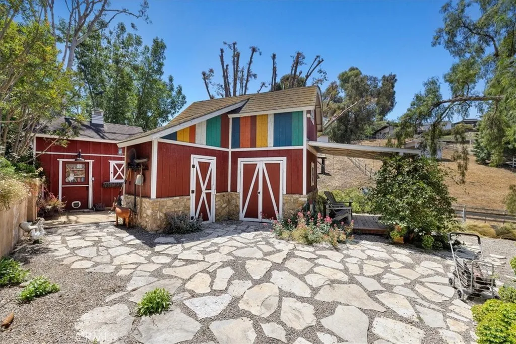 79 Dapplegray Lane, Palos Verdes Estates, California 90274 home-pic-35