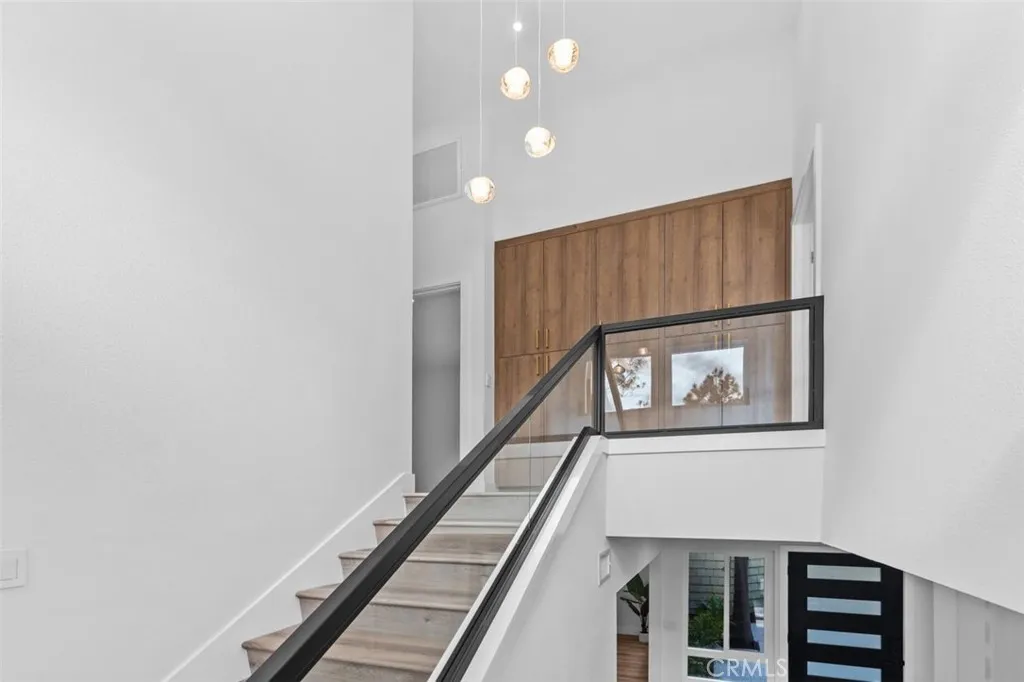 1 Rainbow, Irvine, California 92603 home-pic-22