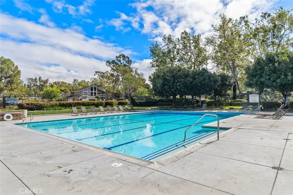 1 Rainbow, Irvine, California 92603 home-pic-48