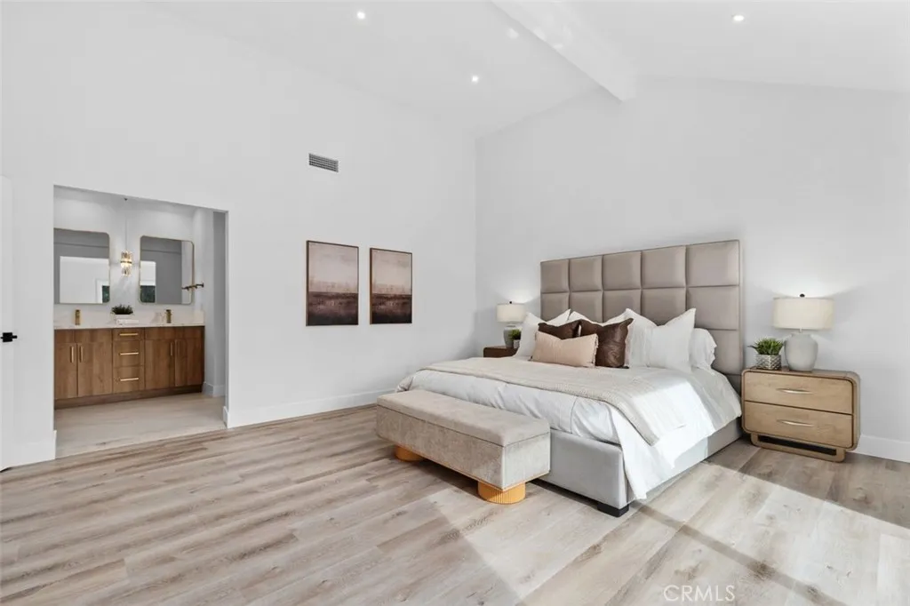 1 Rainbow, Irvine, California 92603 home-pic-24