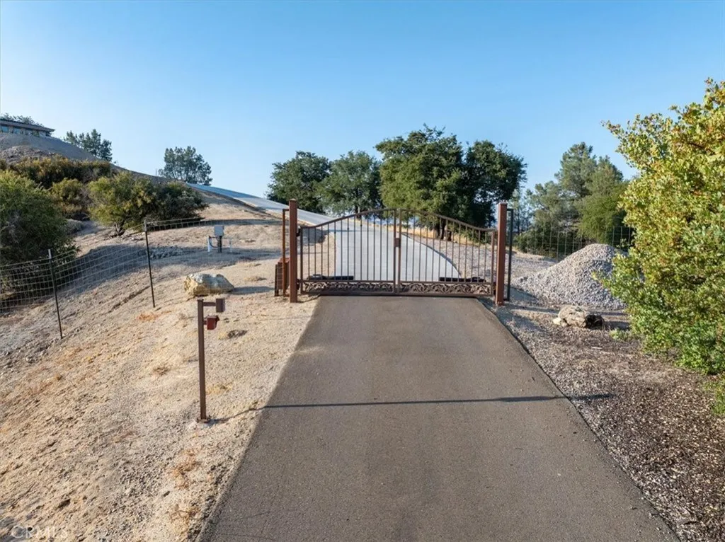 76346 Bryson Hesperia Road, Bradley, California 93426 home-pic-56