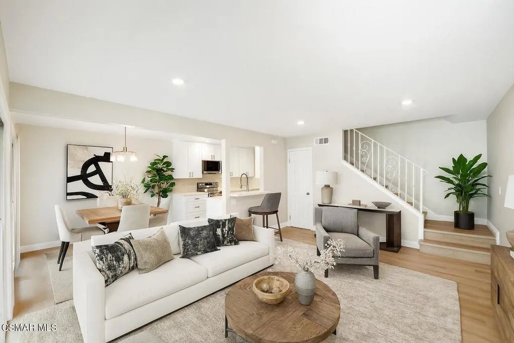 2845 Instone Court, Westlake Village, California 91361 home-pic-2