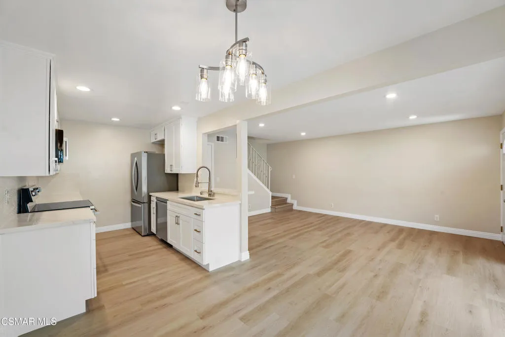 2845 Instone Court, Westlake Village, California 91361 home-pic-8